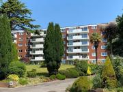 Baronsmede, Branksome Wood Road, 2 Bedroom Apartment