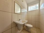 Barracão para alugar em Maringá, Zona 03, com 225 m²