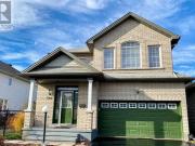 Barrhaven Single Home For Rent 4 bedroom 25Bath