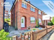 Barrington Court, Dorking RH4, 3 bed semi detached house...