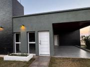 Barrio cerrado Villa Catalina, hermosa casa apta crédito!