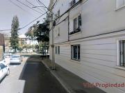 Barrio Italia. Vendo amplia casa apta para residenia,...