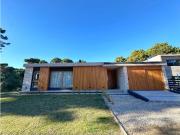 BARRIO PIONEROS PINAMAR CASA DE CATEGORIA