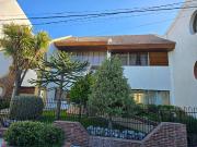 BARRIO ROCA. CHALET 4 HABITACIONES
