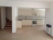 Barrio Villa Cabrera Excelente Casa de 3 Dormitorios, 1...