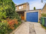 Barrowfield Road, Stroud. 3 bed detached house for sale...