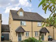 Bartholomew Close, Ducklington, 3 Bedroom Semi detached