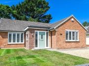 Barton On Sea, Western Avenue, New Milton, 2 Bedroom...