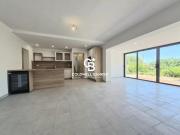 BAS DE VILLA AVEC VUE MER PARKING ET PISCINE