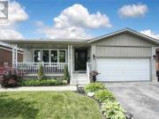 Basement 70 Corinthian Boulevard, Toronto, ON, M1W 1B6...