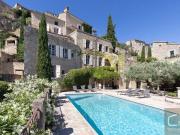 Bastide de luxe en vente à GORDES centre village