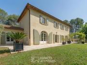 Bastide d'exception et sa chênaie truffière, piscine...