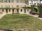 Bastide du XVIIIe siècle avec chapelle et piscine, Bargemon