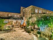 Bastide en pierre d'exception à Biot avec piscine et...