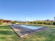 Bastide provençale avec vignes et jardin à vendre à Cogolin