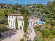Bastide provençale de charme rénovée avec vue...