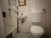 BASTLERHIT 1 Zimmer Altbauwohnung zum Sanieren