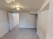 BATHURST ST & QUEEN ST W 1 Bedroom Apartment for Rent at...