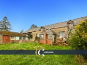 Batiment à rénover Gahard + 280 m² aménageable, jardin...