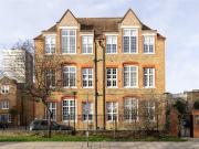 Battersea Park Road, London SW11, 2 bed flat to rent,...