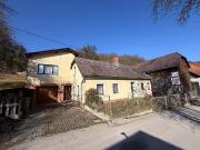 Sanierungsbedürftiges Mehrfamilienhaus unweit von...