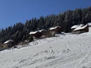 BAUGRUNDSTÜCK NEBEN DER PISTE!