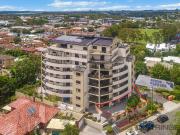 BAY BREEZE spread your wings & entertain in style'