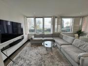 Bay Views, Beach Life & Unbeatable St Kilda Location...