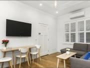 Bayside Ease in a Coveted Albert Park Pocket