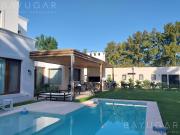 Bayugarpropiedades Casa en Alquiler en Altos de Campo...