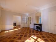 Bd des Tranchées, 9 pièces,en Rez jardin, env. 310m2 FM...