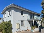 BEACH LIFESTYLE WITH AMAZING BAY VIEWS!