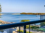 BEACHFRONT PENTHOUSE PROVIDING BREATHTAKING VIEWS