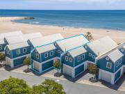 BEACHFRONT @ SEASHELLS MANDURAH