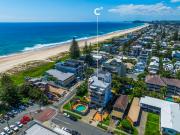 Beachside 2 bedroom Hedges Avenue