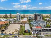 BEACHSIDE BEACH PAD 100m to the surf!