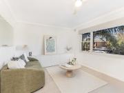 Beachside Beauty Beachside Beauty