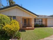 Beachside Bliss in Shelly Beach – Spacious Villa in...