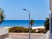 Vibrant Cosmopolitan Lifestyle Only 200 metres to...