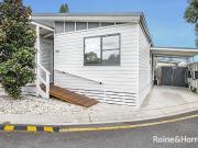 Beachside Over 50's Living!