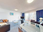 Beachside Studio Living in the Heart of Surfers Paradise