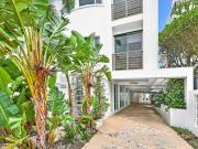 Beachside Villa with Ocean Views Exclusive Eastern...