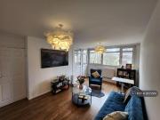 Beadnell Court, London, E1 3 bed flat to rent £3,030 pcm...