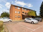 Beardsley Way, London W3, 2 bed flat to rent, £2,000 pcm...