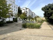 Beau 2 pieces idealement situe