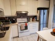 Beau 5 1/2 à Louer À 500 Mètres Du Métro