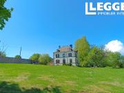 Beau château de 8 chambres, grande cour/jardin 3500 m2,... Beau château de 8 chambres, grande cour/jardin 3500 m2,...