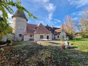 Beau château sur ses 3 hect 4 395m² Moulins