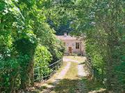 Beau Mas Renove En 5 Appartements Independants Avec...