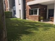 Beau Rez de jardin vide